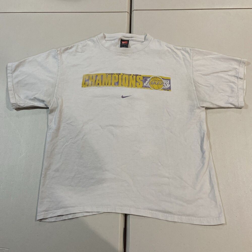 Vintage Nike 2000 NBA Champions LA Los Angeles Lakers Kobe Shaq Medium